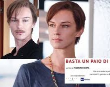 Basta un paio di baffi (2019)